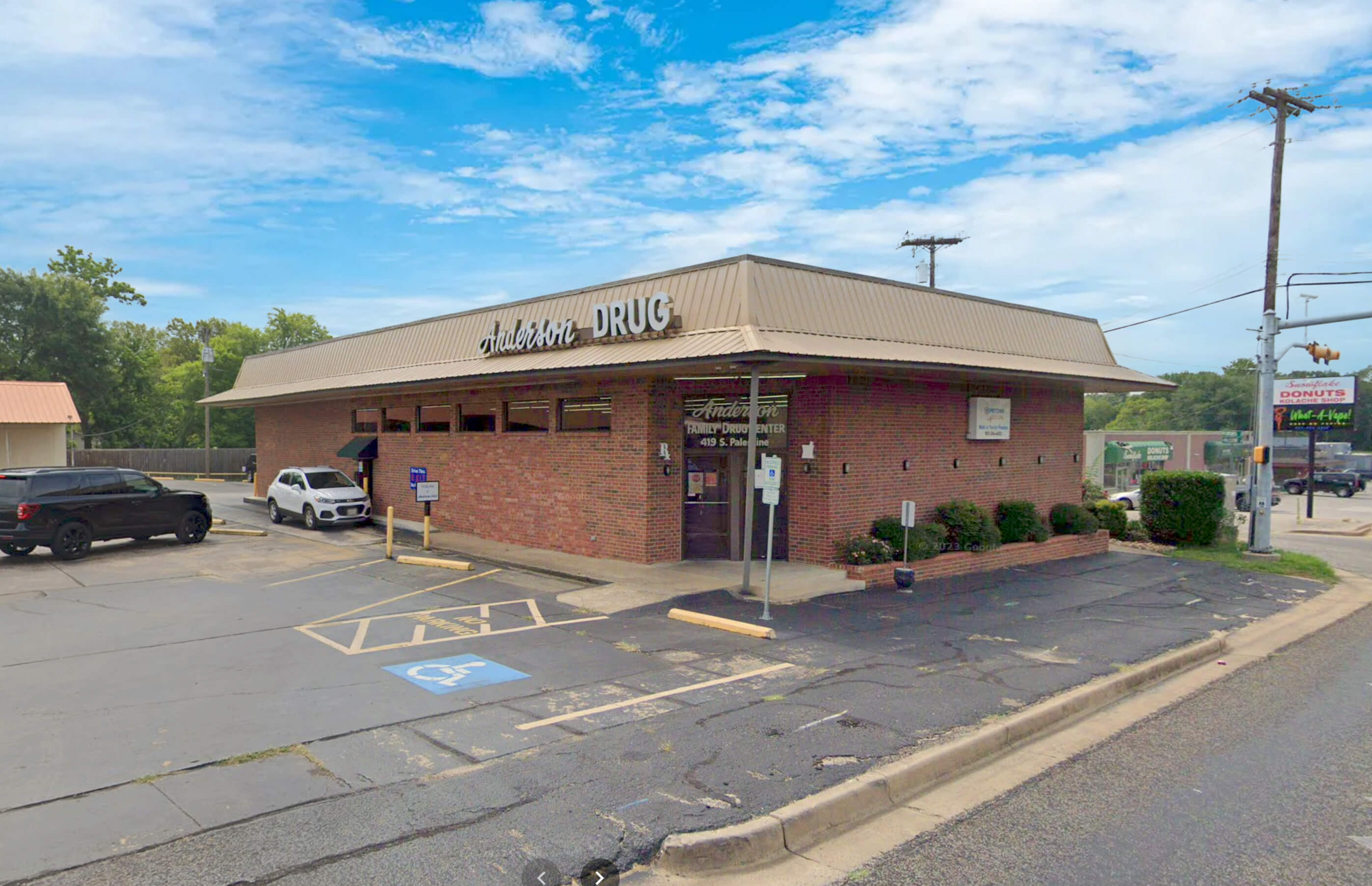 Anderson Family Drug pharmacy building in Athens TX